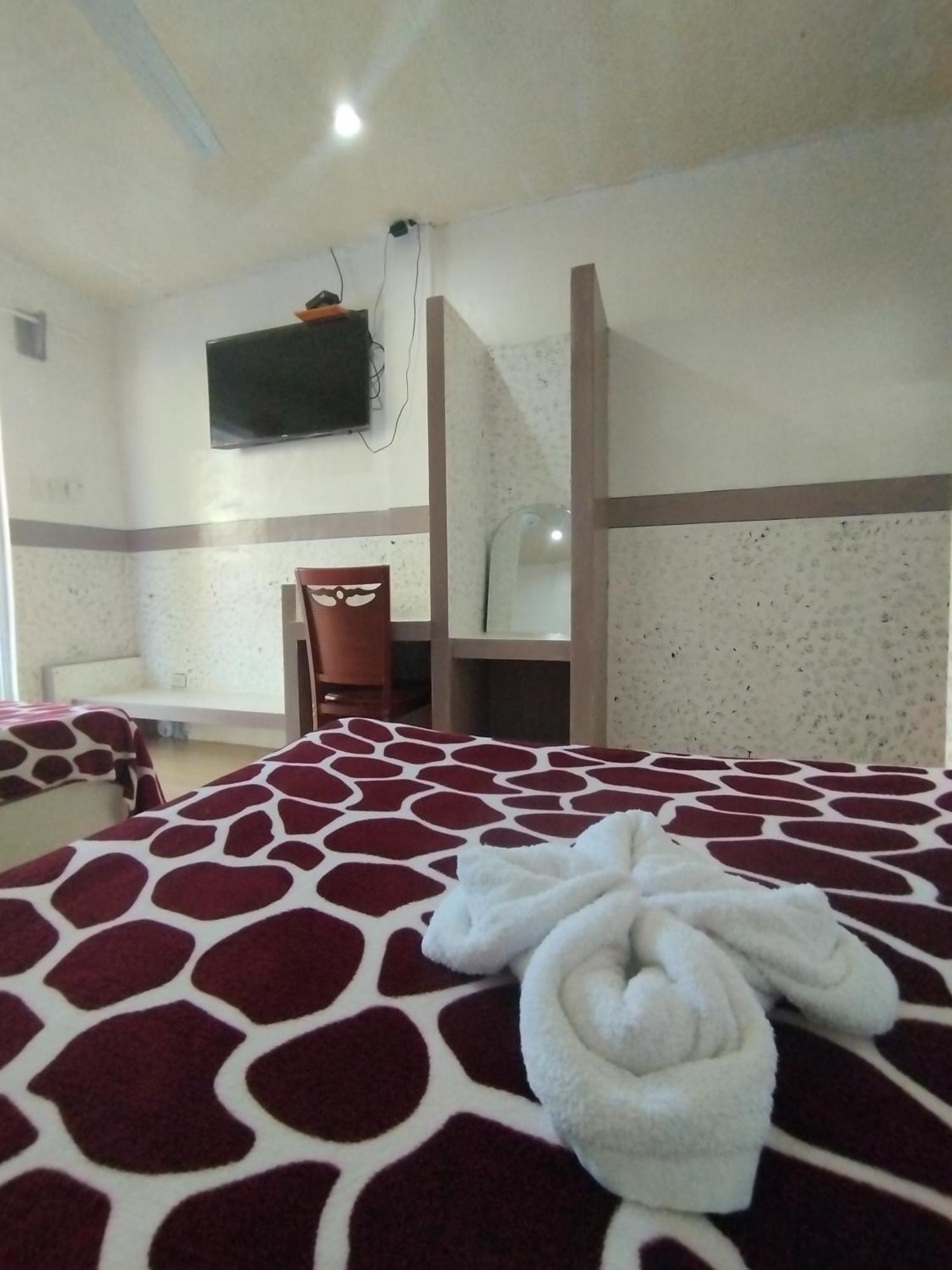 Chibel Summer Riverside Hotel เอลนิโด ภายนอก รูปภาพ