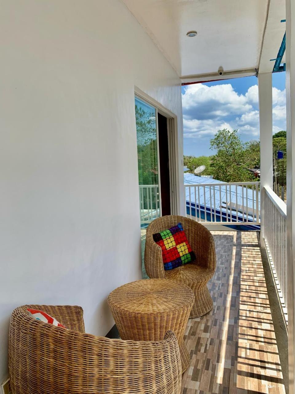 Chibel Summer Riverside Hotel เอลนิโด ภายนอก รูปภาพ
